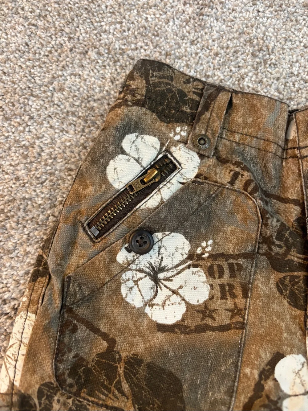 Vintage Y2K Old Navy Tropical Print Cargo Shorts baby 18-34 months vacation.